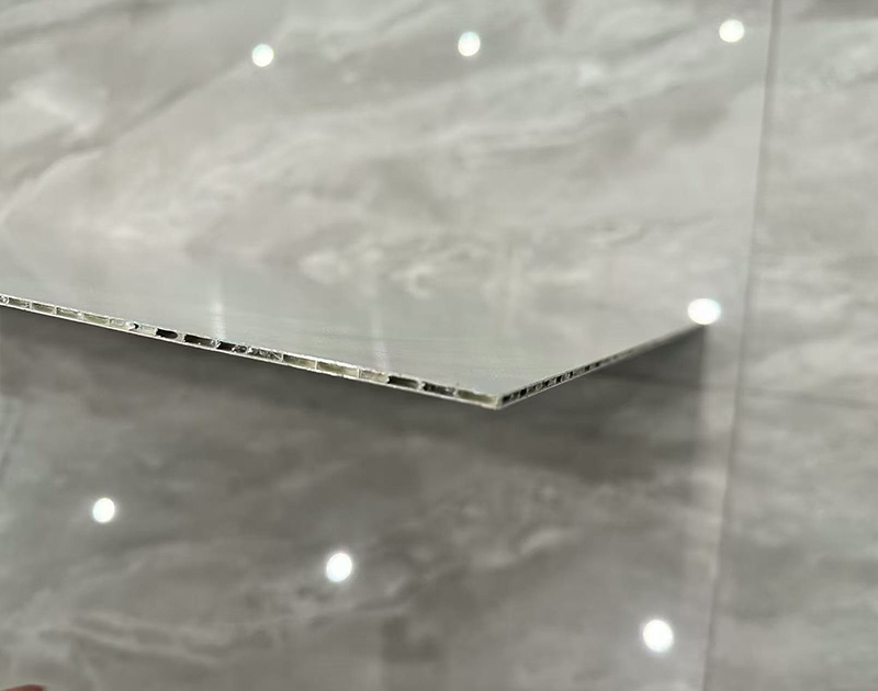 超薄铝蜂窝复合板