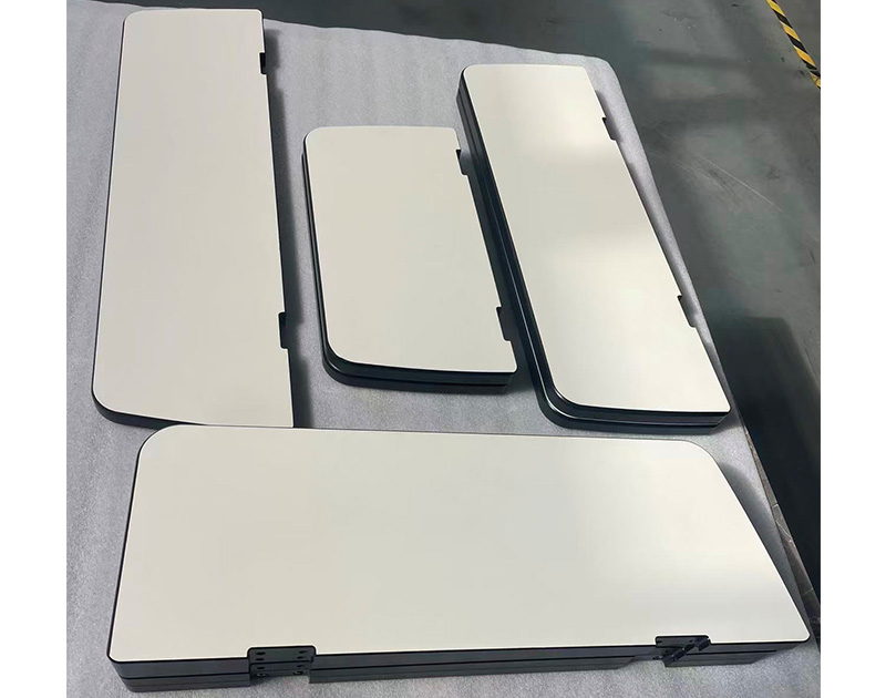 鸿赞铝蜂窝板用于高铁桌板